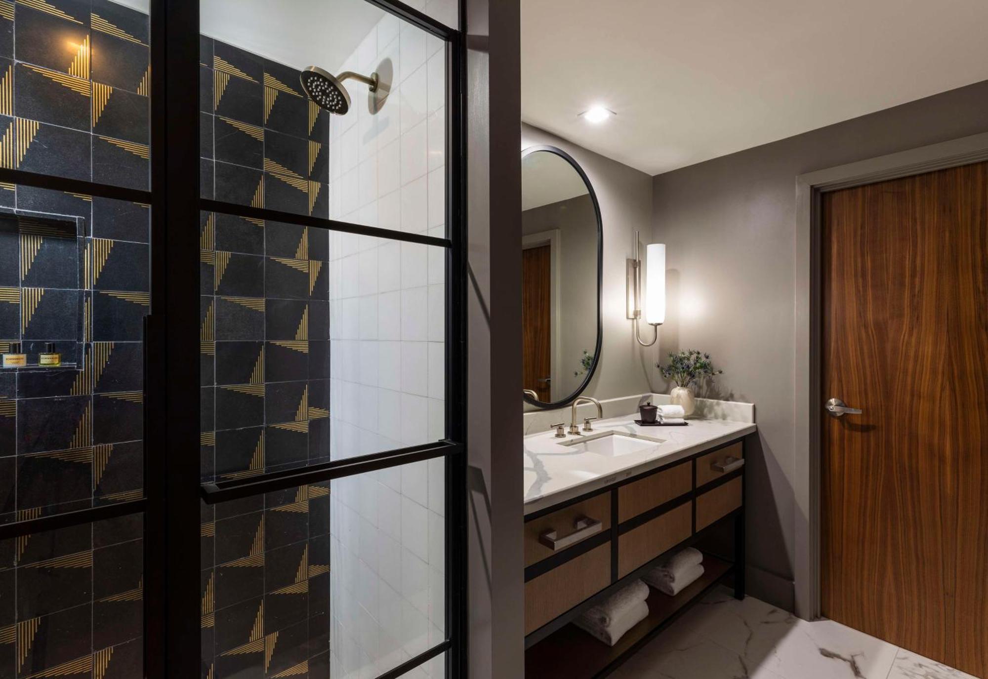 Thompson Savannah, By Hyatt Exterior photo